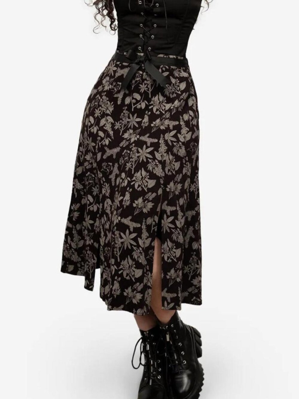Disturbia poisonous plants skirt black and tan Sz small (US 4) NWOT